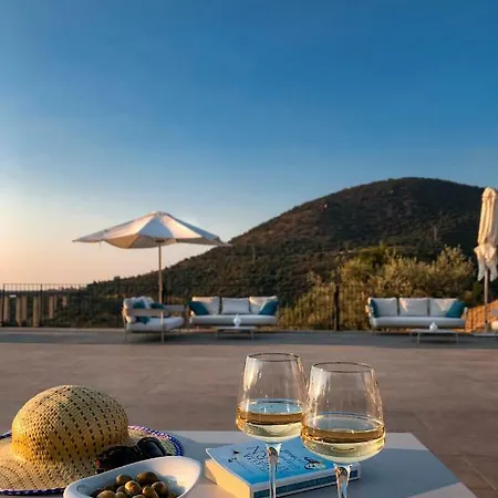 Borgo D'orlando - Small Country 4* Mirto (Messina)